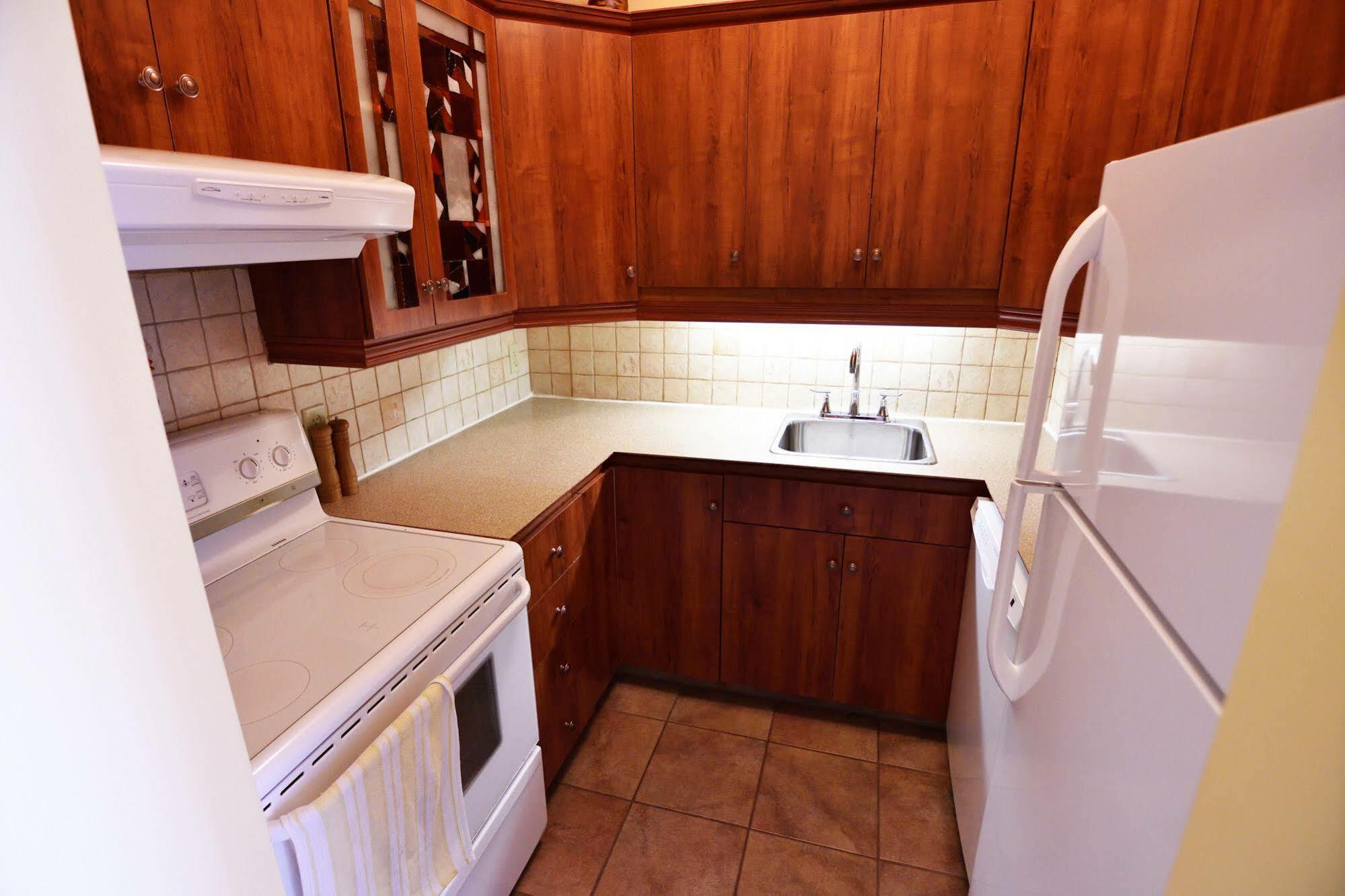 Auberge le St-Georges Chicoutimi Eksteriør billede